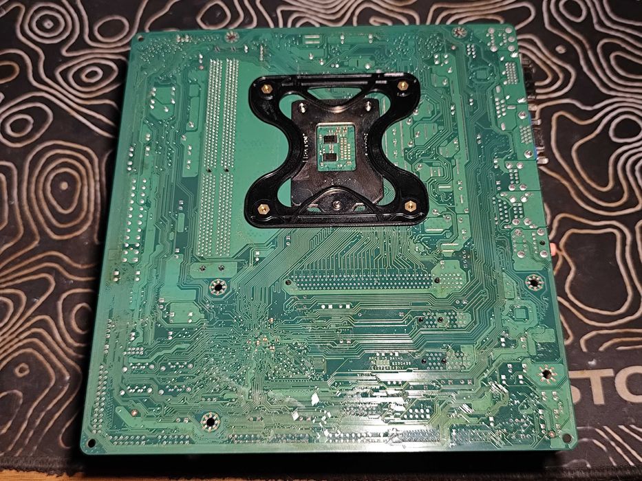 Kit Placa de Baza + I3 + 4GB Ram - Semi Defect