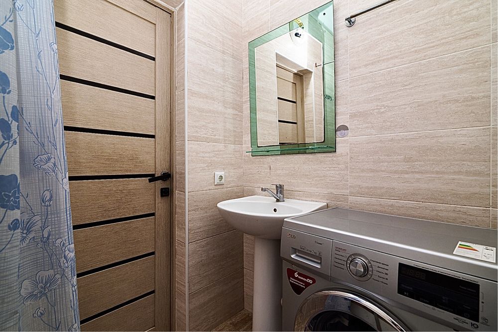 Продается 3 - х Комнатная Квартира