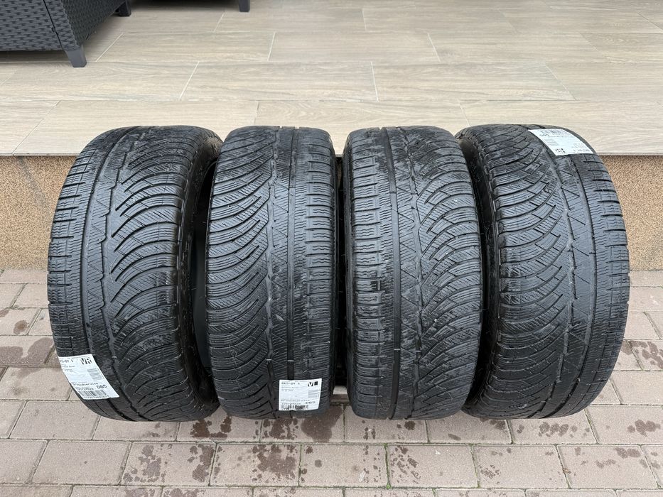Anvelope (set 4 buc) Michelin 225.40.18 / Pirelli 225.55.18