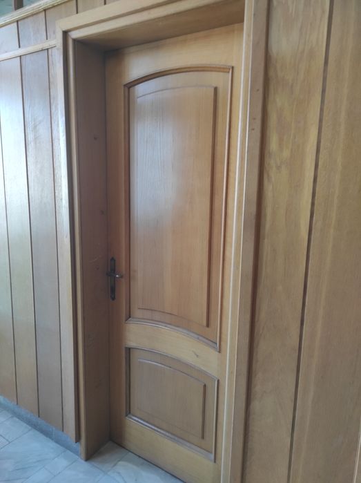 Lambriu fata stejar grosime 2 cm , uși de vânzare