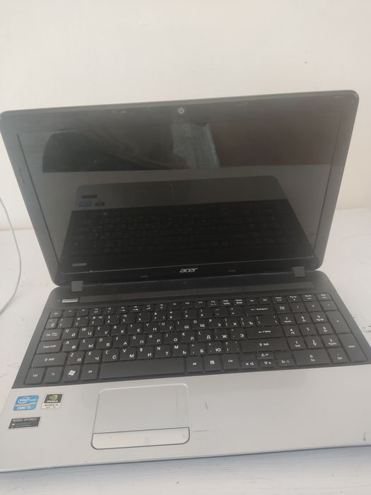 Acer Aspire E1-571G