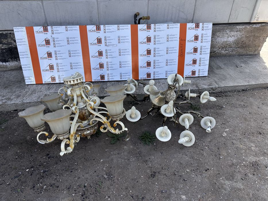 Продам люстру срочно