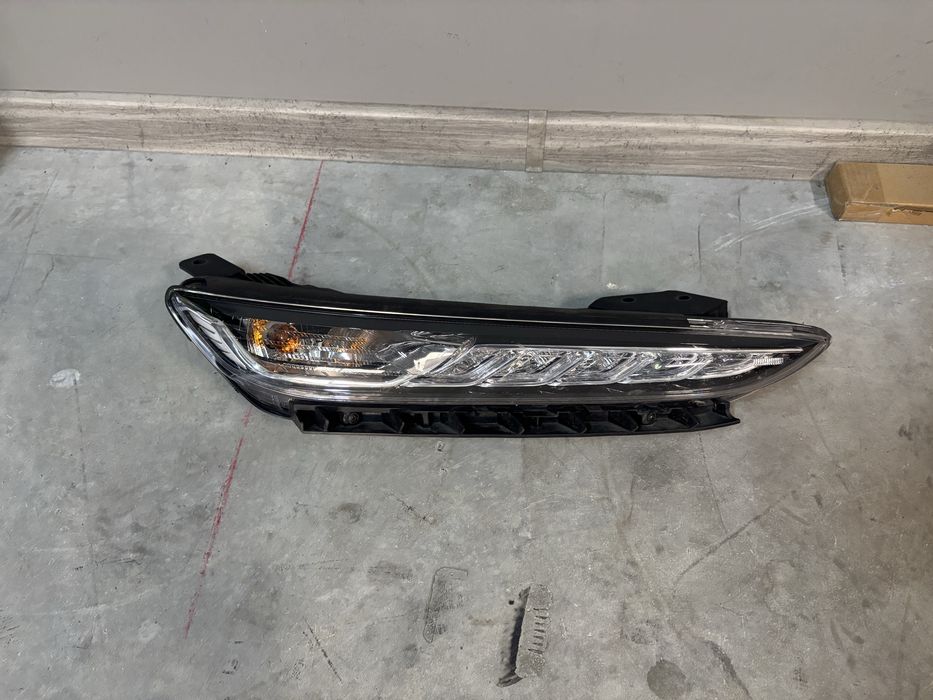 Hyundi kona дневна светлина