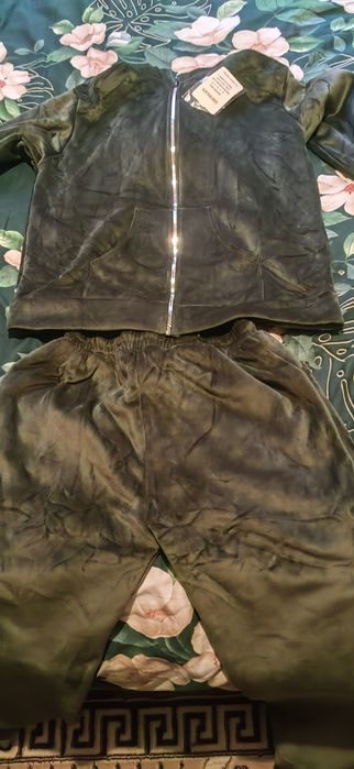 Trening de catifea albastru visiniu verde roz