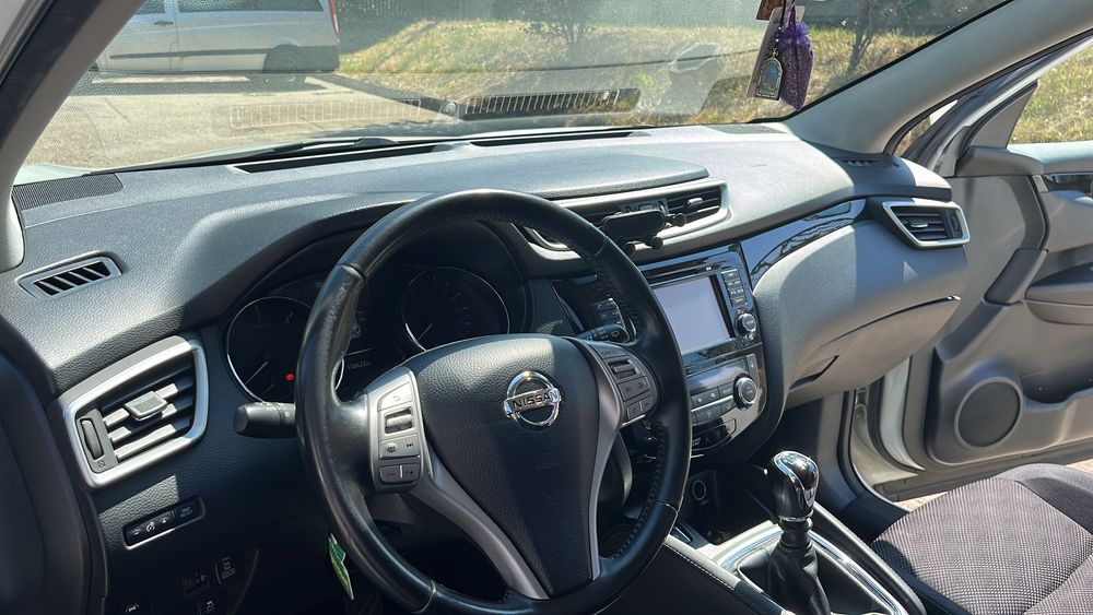 Vand Nissan Qashqai 5DR 1.6L DCI M/T 4WD Pack Acenta+ Packet ConnectP1