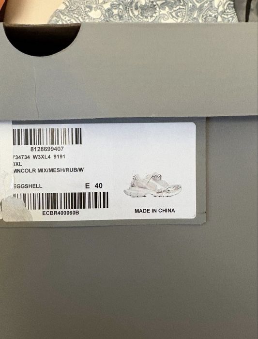 Balenciaga 3XL 40 Noi schimb cu Apple Watch Ultra