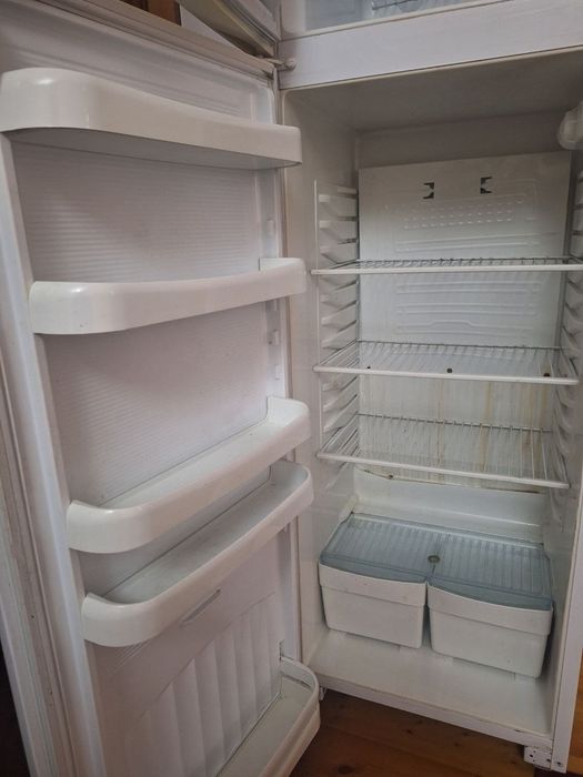 Холодильник в хорошем состоянии