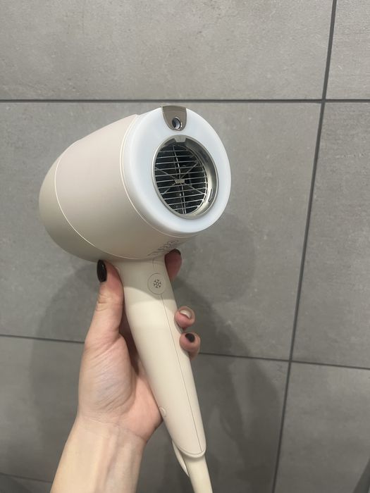 Сешоар  Philips 9000 Sense IQ