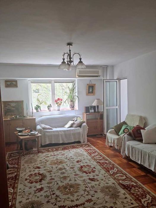 De inchiriat: APARTAMENT spatios 3 CAMERE DECOMANDAT, Calea Calarasi - Facultatea Hyperion, Bucuresti, sector 3