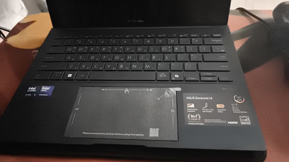 ASUS Zenbook 14 OLE