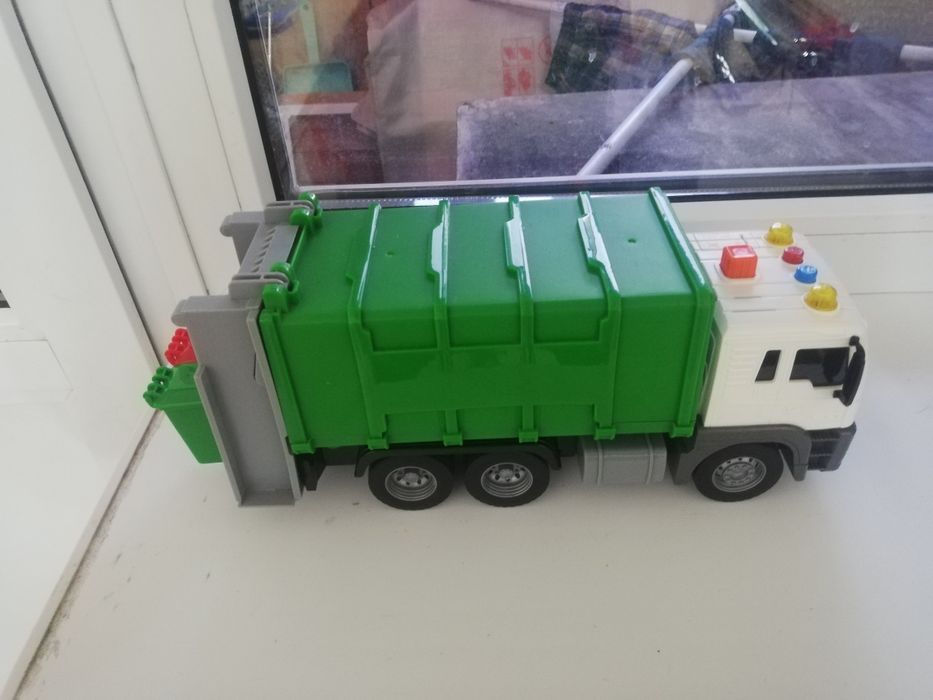 Игрушкыный Мусоровоз игрушка