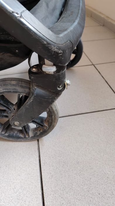 Продаю каляску Inglesina Aptica до 5 лет