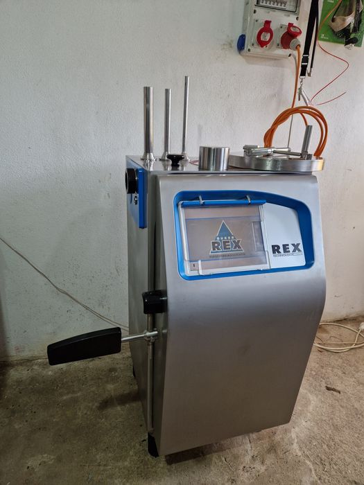 Sprită,sprit,masina salam,masina de umplut ,REX,HANDTMANN,FREY,