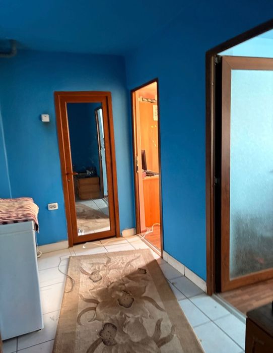 Apartament de vânzare, 4 camere decomandat