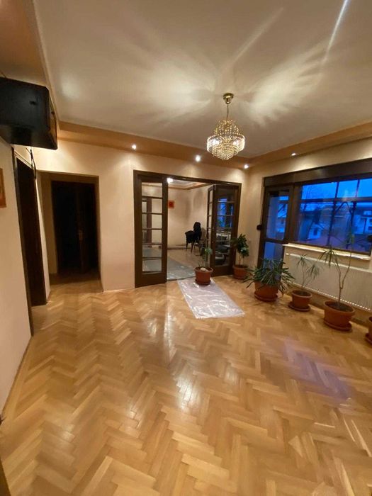 Chirie spațioasă 5 camere | Etaj întreg în vilă (singur pe nivel) | Zona Domenii – Str. Ștefan Sănătescu