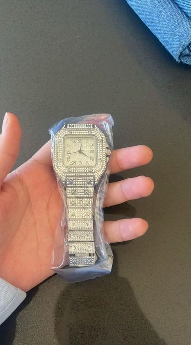 Ceas cu diamante Moissanite