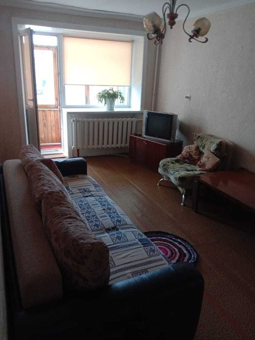 Сдам 2 комн. квартиру район ДБС