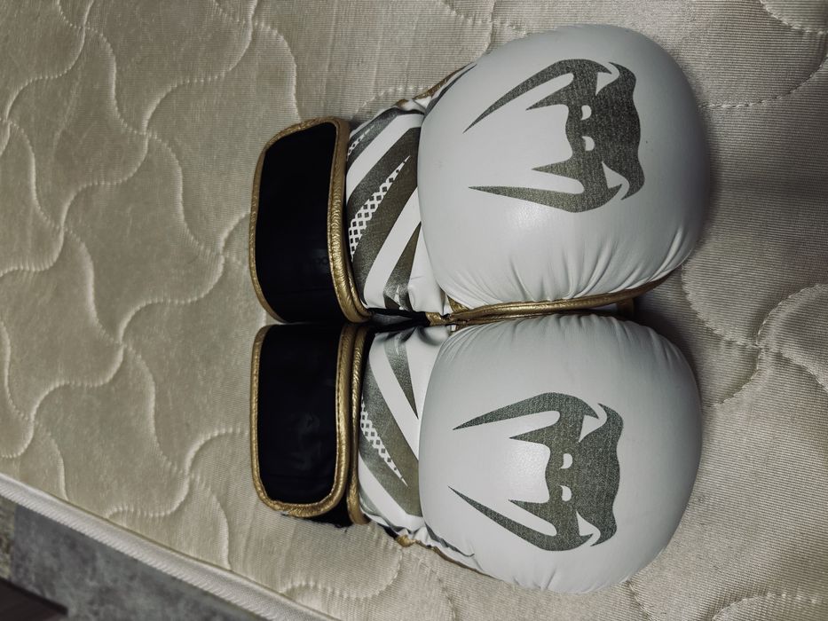 перчатка черапшка