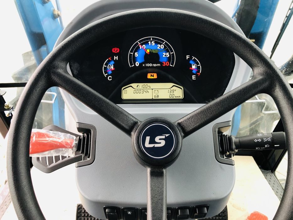 Нов Трактор LS MT5.73 с челен товарач
