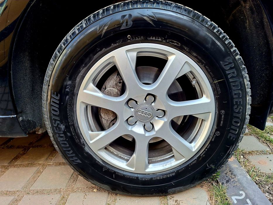 Set JanteOriginaleAudi Q5 SLineR17/AnvelopeIarnă Bridgestone235/65/R17