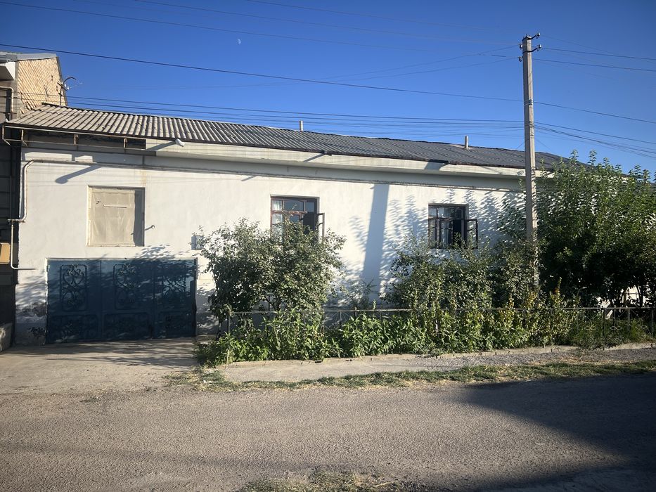 Qibray vodokanal kochasida 6 sotx uy sotiladi