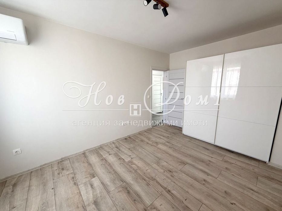 Дава се под наем Тристаен апартамент в София, Център - 78 кв.м за 847.62 € - Снимка #4