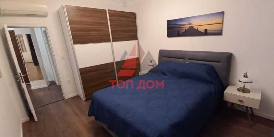 Дава се под наем Тристаен апартамент в Варна, Гръцка махала - 130 кв.м за 1560 € - Снимка #3