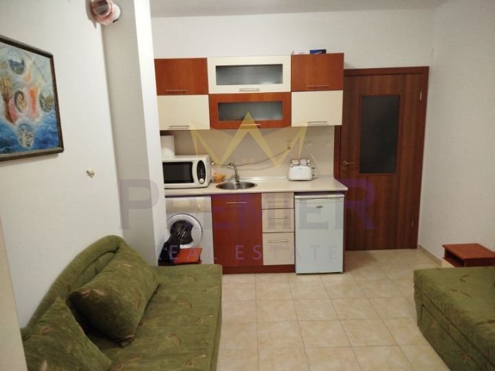 Продава се Едностаен апартамент в к.к. Слънчев бряг - 30 кв.м за 1400 €/кв.м - Снимка #1