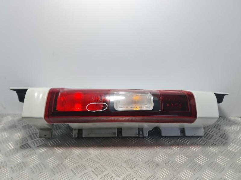 Stop aripa stanga Opel Vivaro B