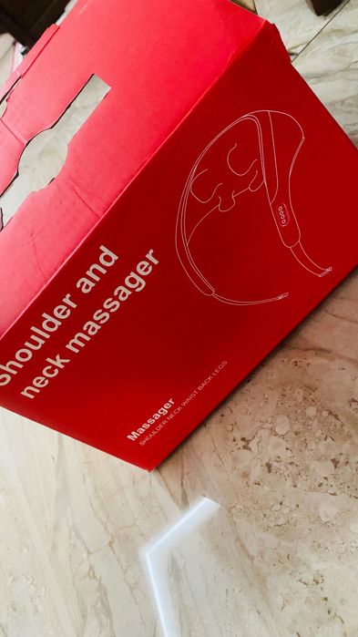 Aparat masaj cervical