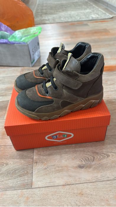 Продам обувь для мальчика