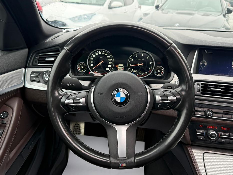 Auto BMW 528i xDrive