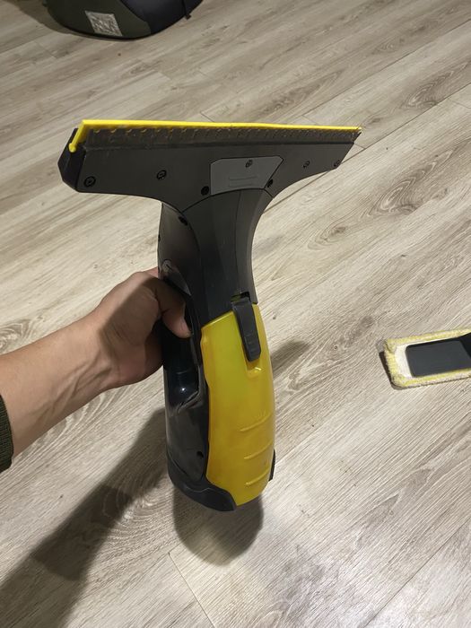 Karcher wv2 стеклоочиститель
