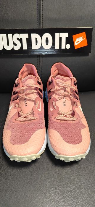 Nike Wild Horse 6,номер 40