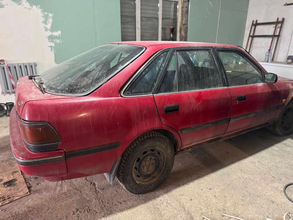 Продам toyota carina2