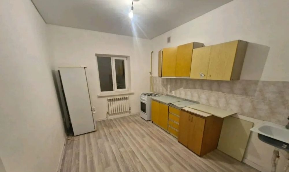 Продам  дом, п.Деркул, мкр Сарыарка.