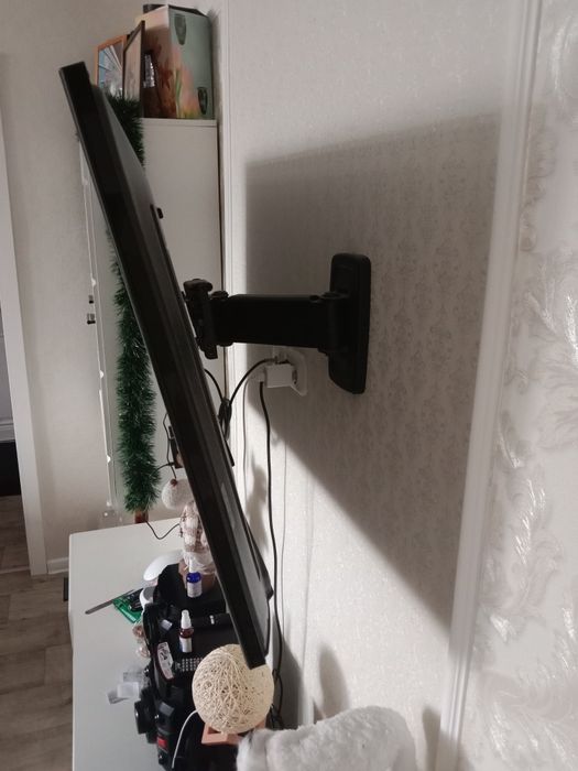 Продаю телевизор