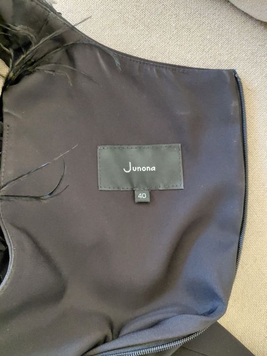 Официални рокли продавам