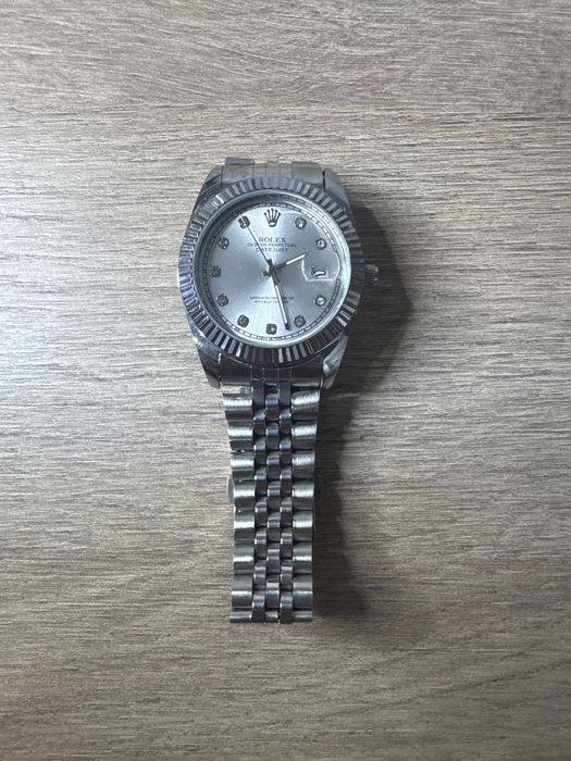 Луксозен часовник – Rolex Datejust стил