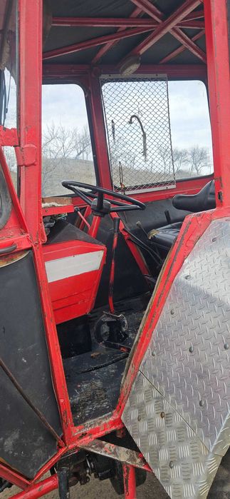De Vânzare tractor utb