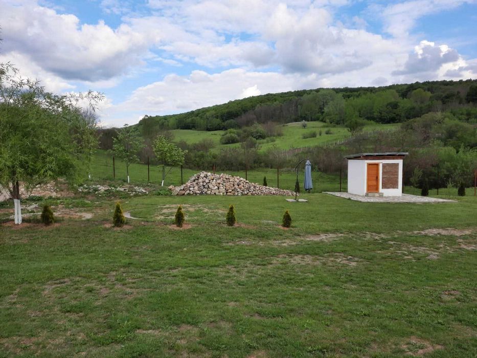 Crama,  scoala de meserii (fierarie, rotarie, tamplarie)