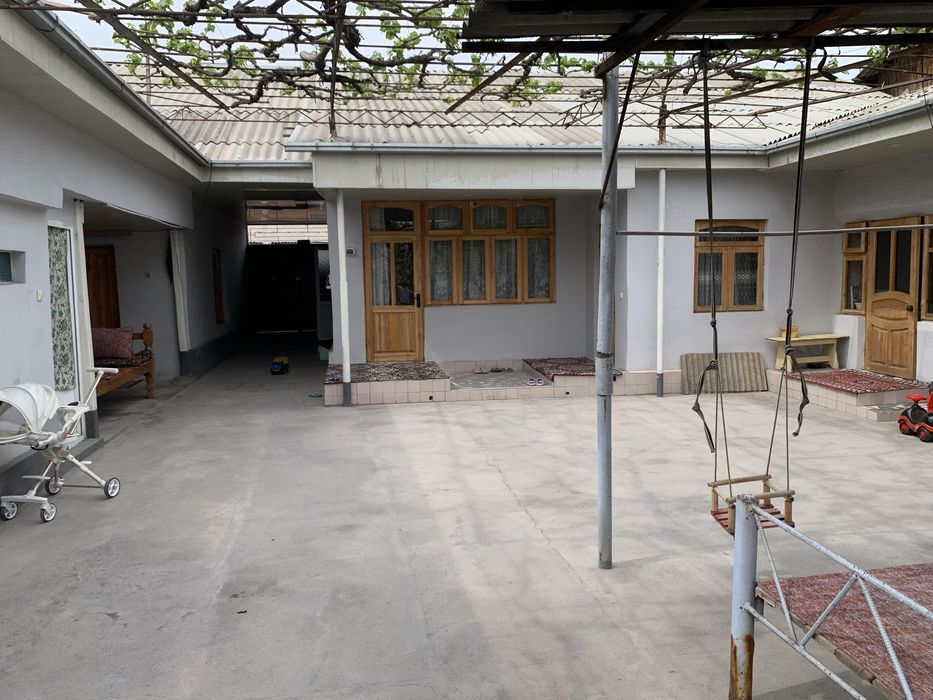 Ховли уй сотилади