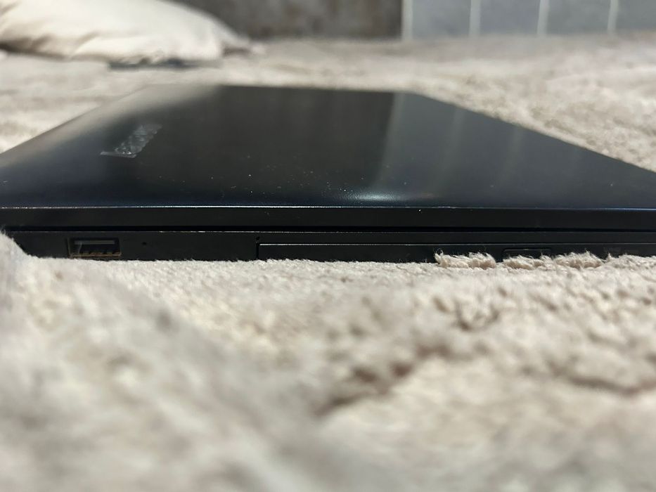 Продам ноутбук леново