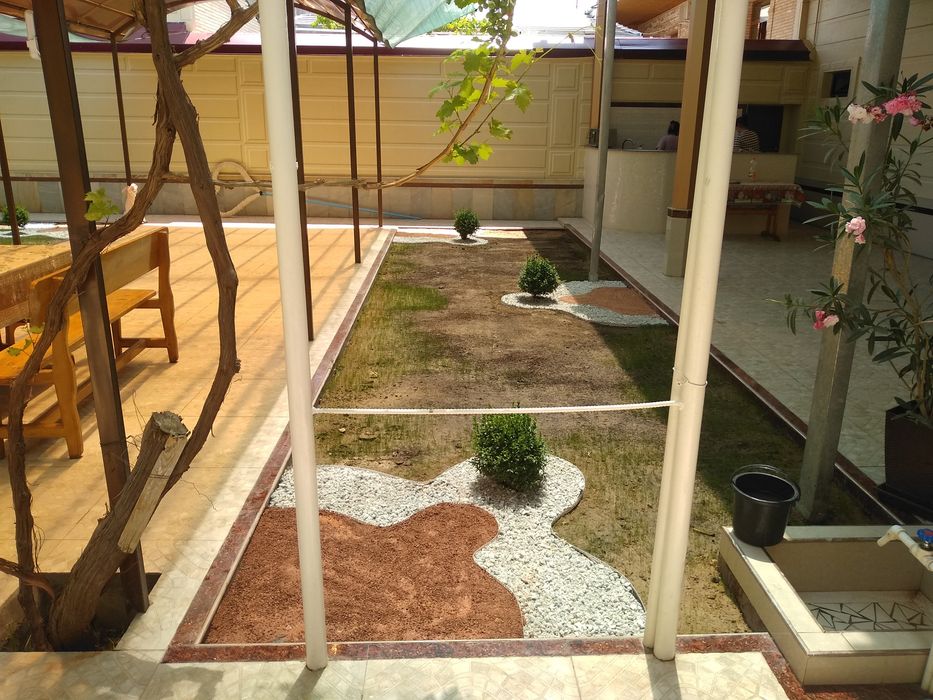 Gazon Rulonli bor. Посадка готового рулонного газона за 1 день