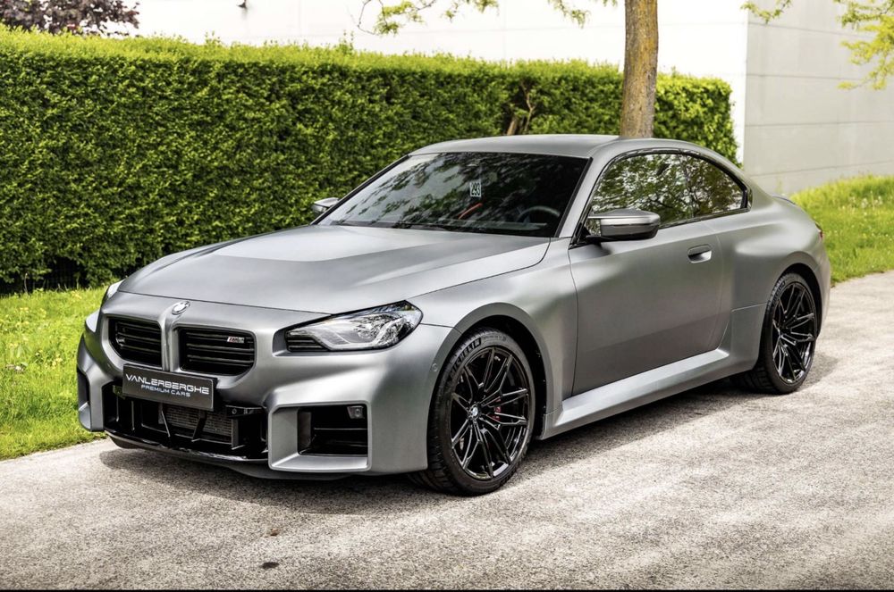 BMW M2 G87 под наем за фотосесии, реклами и видеоклипове