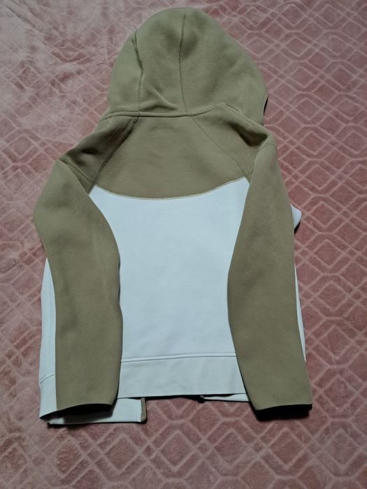 Найк тек горница и долница