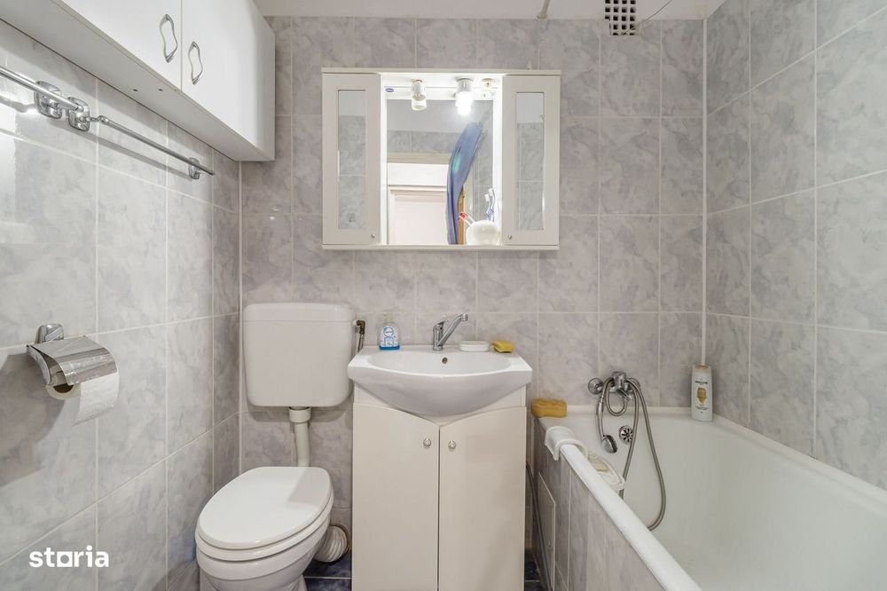 3 camere 2 din 4 Valea Oltului