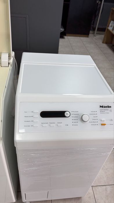 Miele Softtronic W 643 F пералня с горно отваряне капацитет до 6 кг  /24 мес гаранция