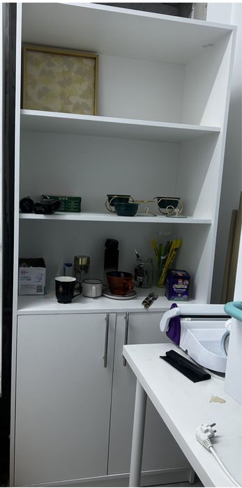 Продам книжный шкаф