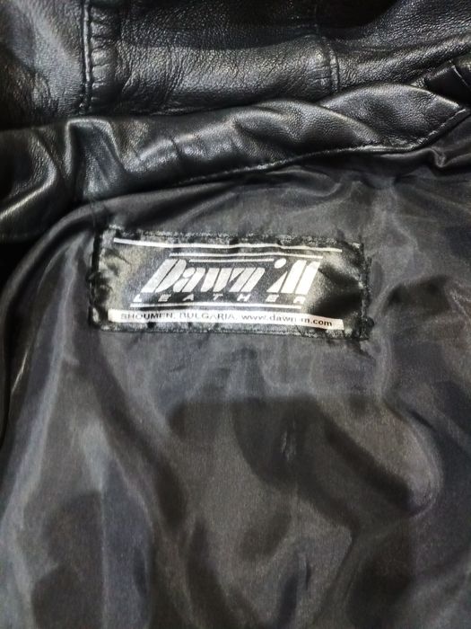 Дамско кожено яке